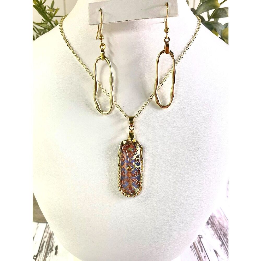 Handmade Gold Filigree Resin Necklace & Earring Set | Elegant Statement Jewelry